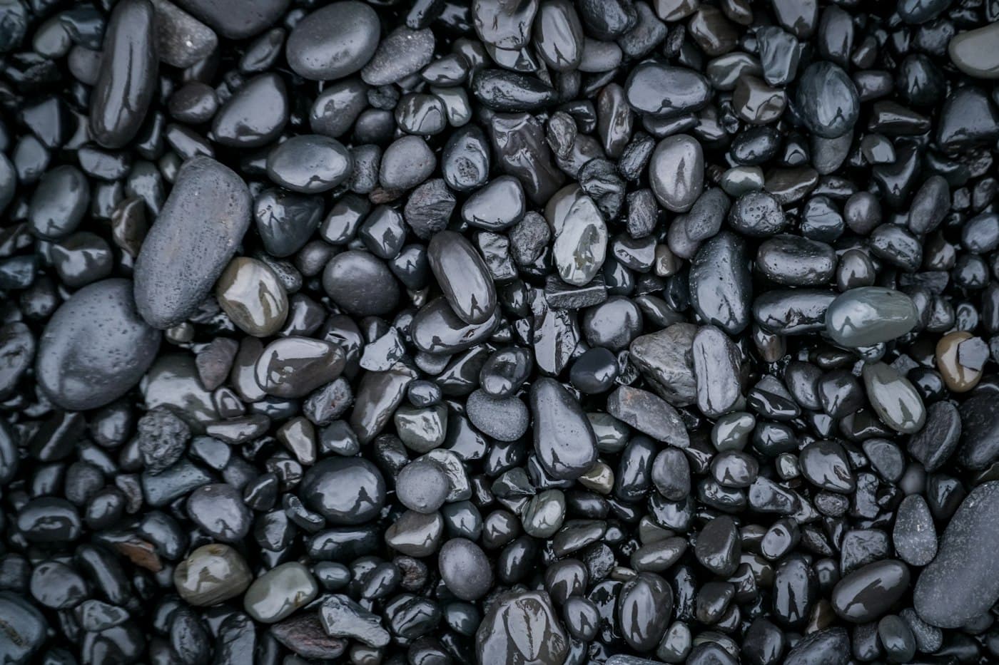 Illustrative photo: black and dark grey stones